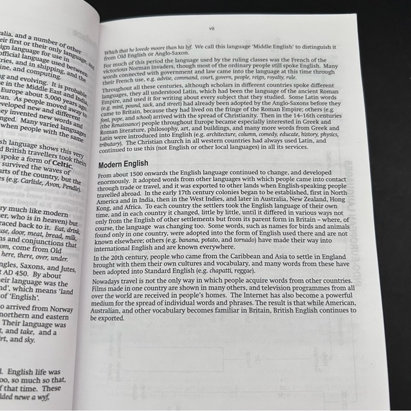 Oxford Pocket School Dictionary paperback 2002 edition - Picture 8 of 12